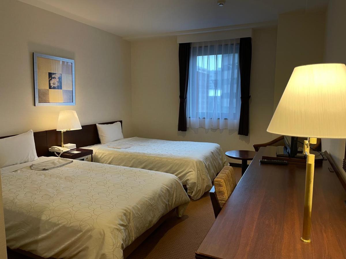 Hotel Courtland Nagano Kültér fotó