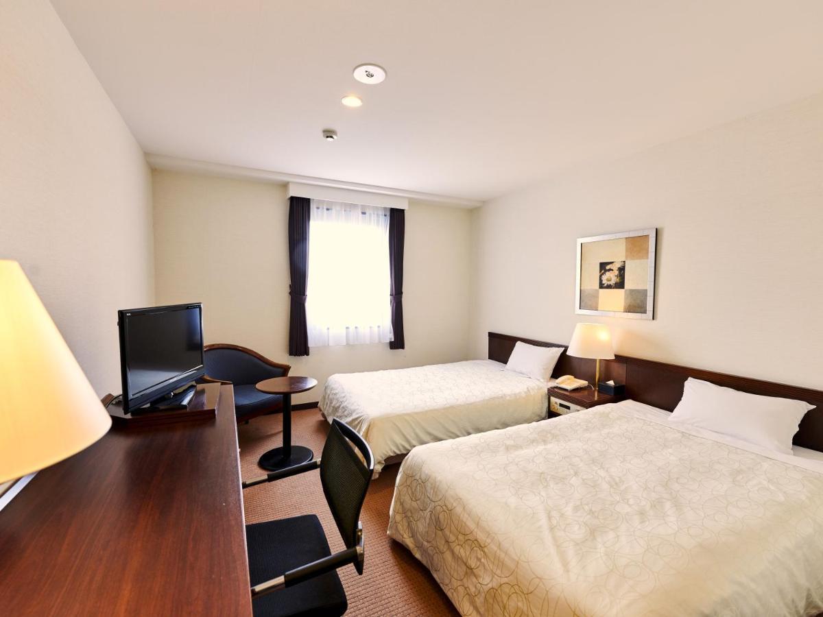 Hotel Courtland Nagano Kültér fotó